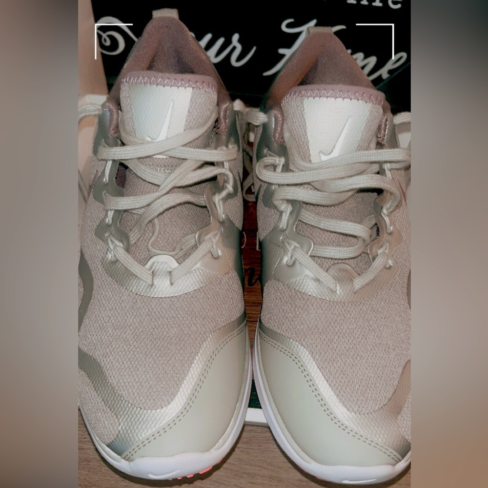 Women Nike Air Max- Size 9